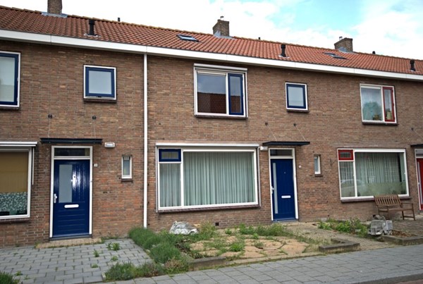 Wethouder Van Heldenstraat 34, Rozenburg
